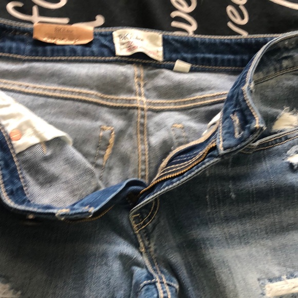 NWT - Picture 4 of 4